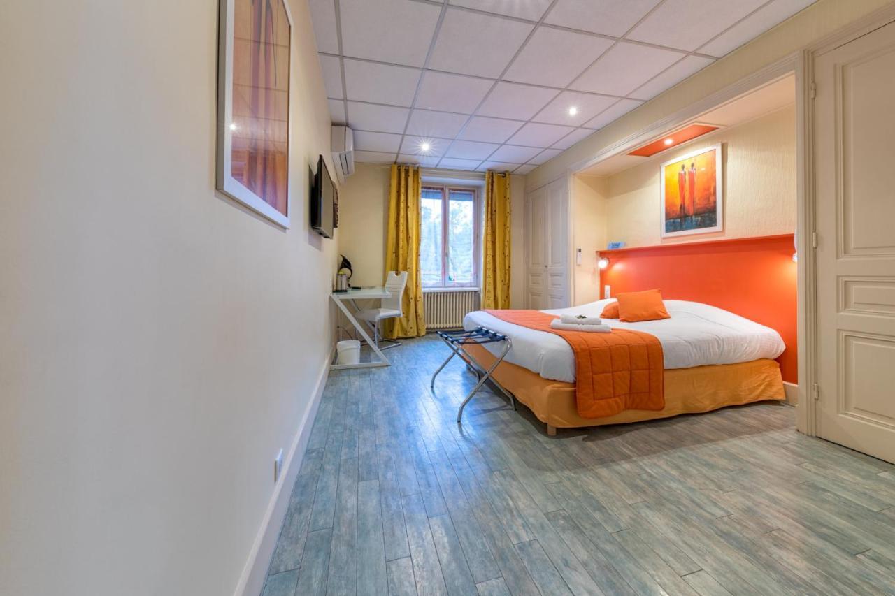 La Commanderie De Champarey Hotel Bourgoin-Jallieu Exterior foto