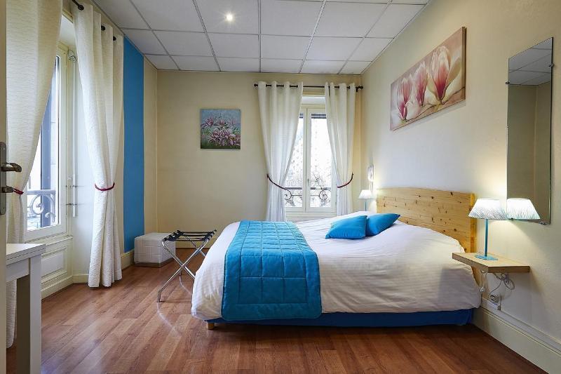 La Commanderie De Champarey Hotel Bourgoin-Jallieu Exterior foto